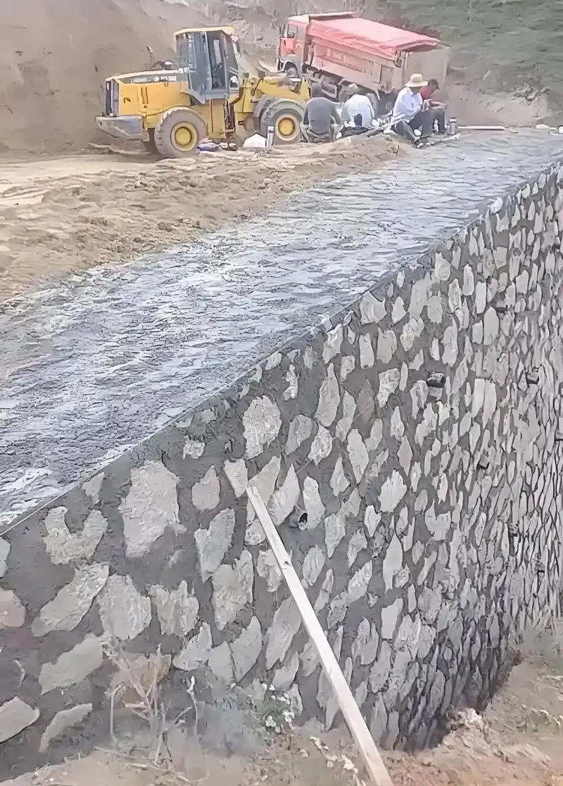 邢台沙河边坡加固